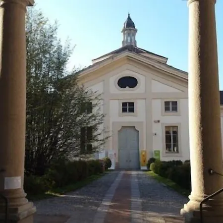 בית הארחה Floris *