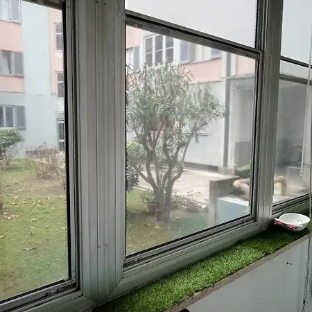 Floris * מילאנו